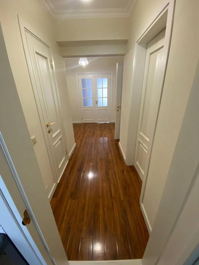 Appartement Avec 2 Chambres En Centre Ville 基希讷乌 外观 照片